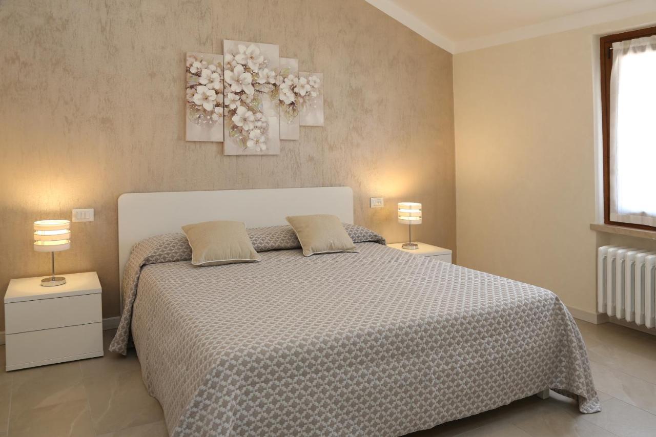 Flower Apartments Bardolino Exteriér fotografie